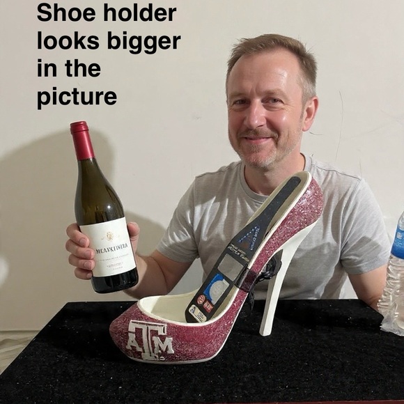 Texas A&M Aggies Glitter Shoe Wine Bottle Holder. 2015 model - Picture 3 of 11
